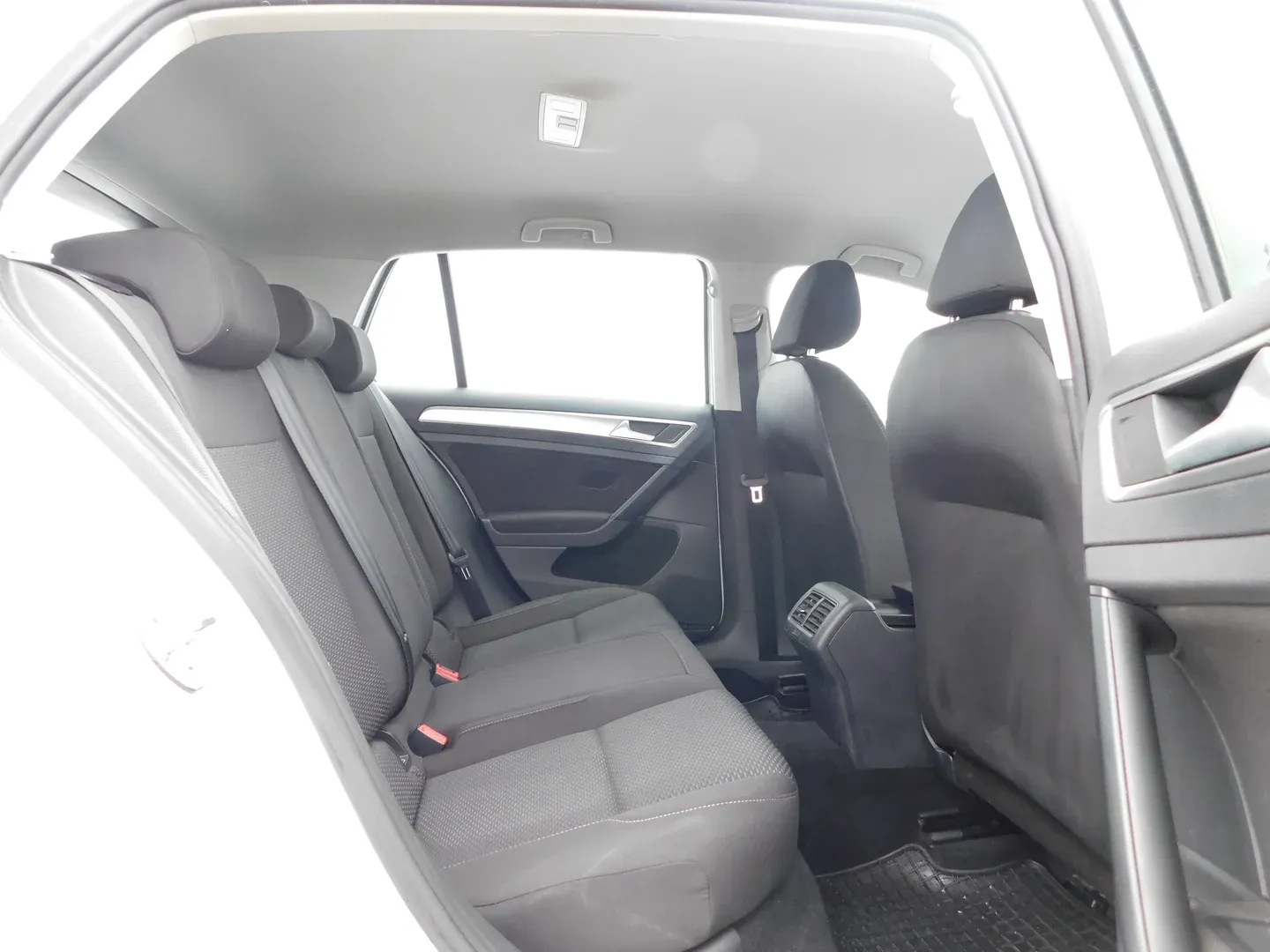 03290 volkswagen golf tdi trendline - slika 10