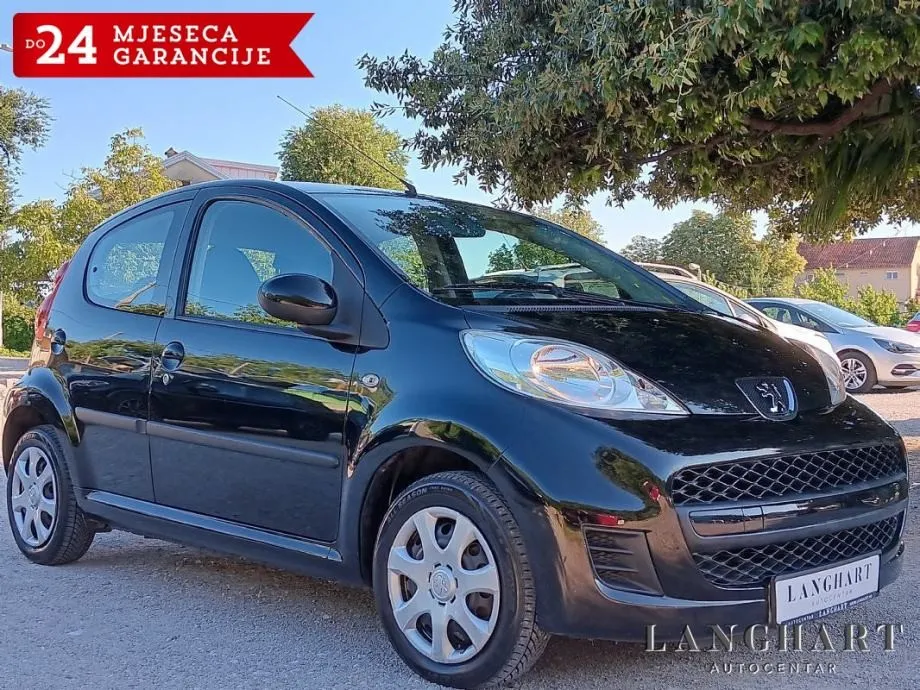 Peugeot 107 1,0 Urban Move,5vrata,Servisna - Kastav