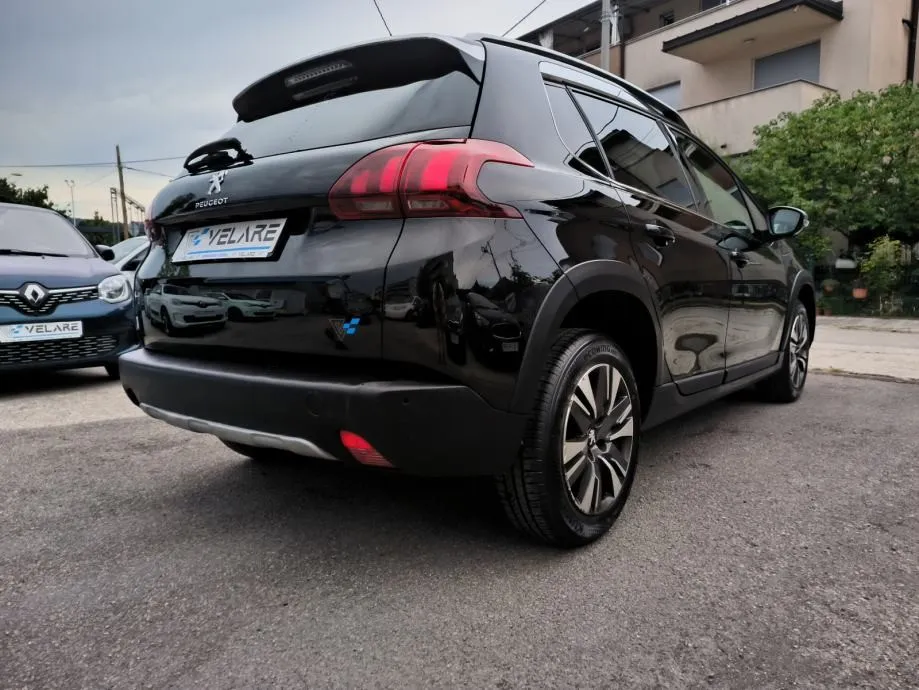 peugeot 2008 1.2 110 ks,allure, automatik, servisna, jamstvo, reg. 1 g - slika 9