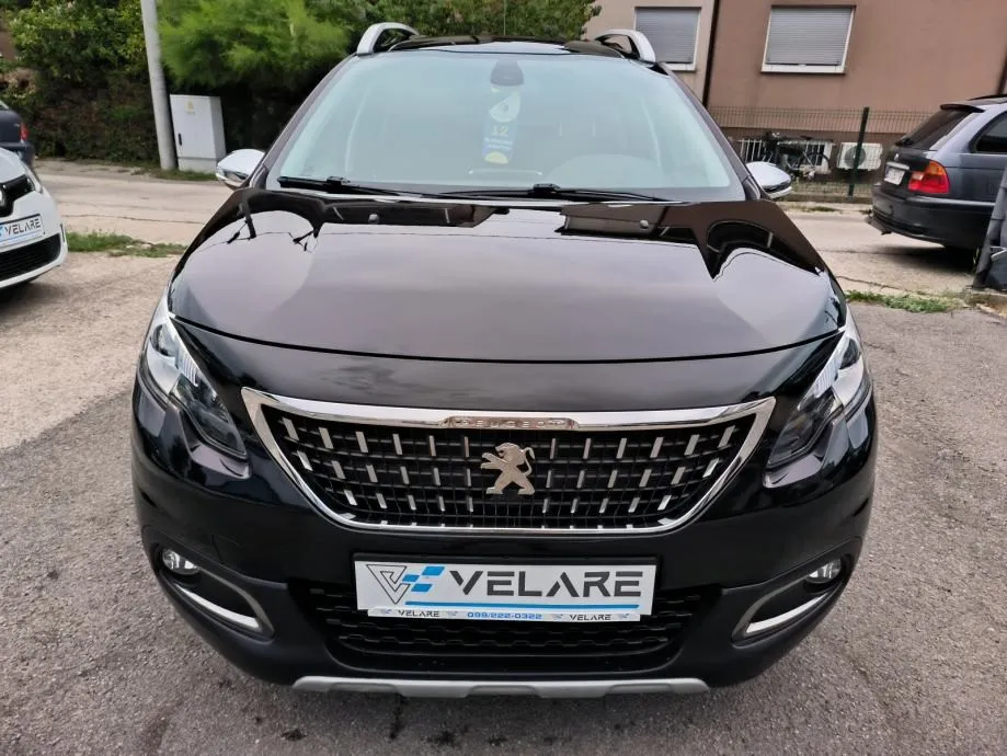 peugeot 2008 1.2 110 ks,allure, automatik, servisna, jamstvo, reg. 1 g - slika 4