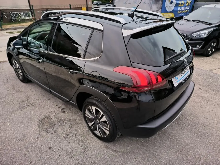 peugeot 2008 1.2 110 ks,allure, automatik, servisna, jamstvo, reg. 1 g - slika 6