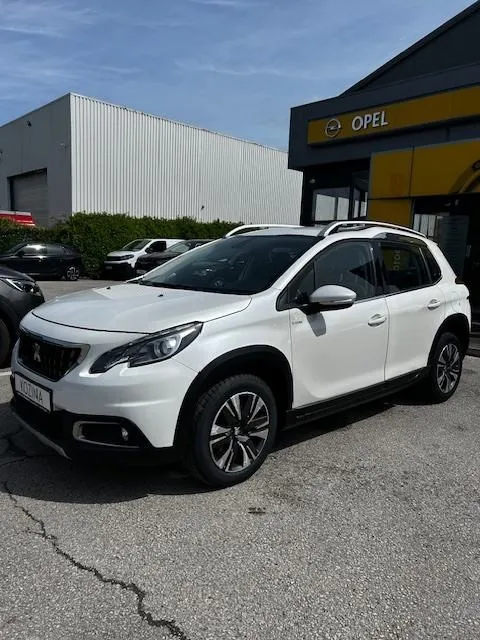 peugeot 2008 1,2 puretech allure automatik - slika 3