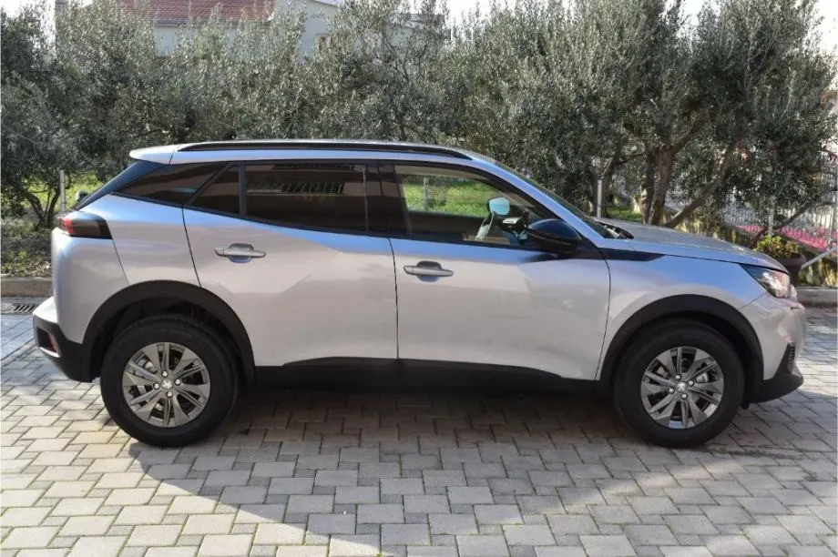 peugeot 2008 1.2 puretech style -pdc,dab,lane assist -novi model - slika 5