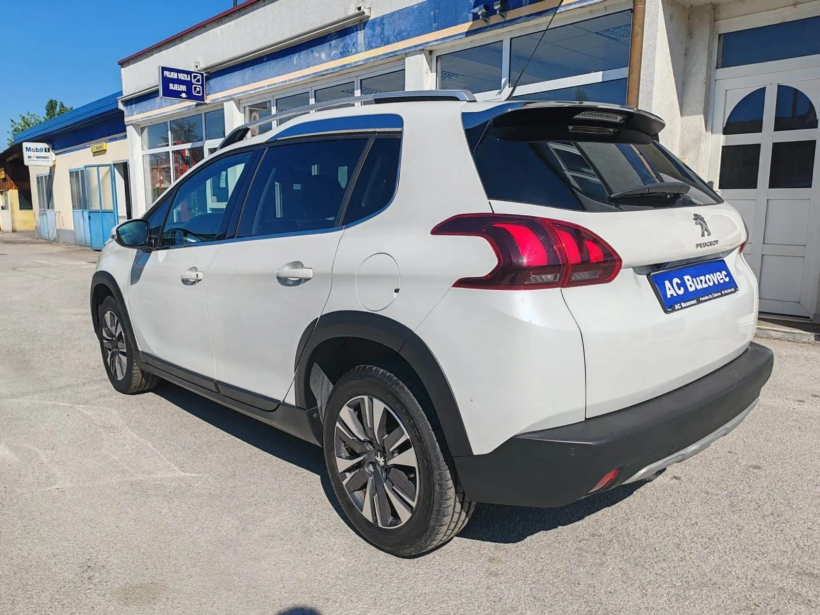 peugeot 2008 1,2 - slika 3