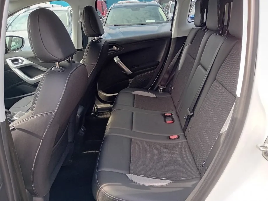 peugeot 2008 1,5 bluehdi. jamstvo. leasing - slika 8