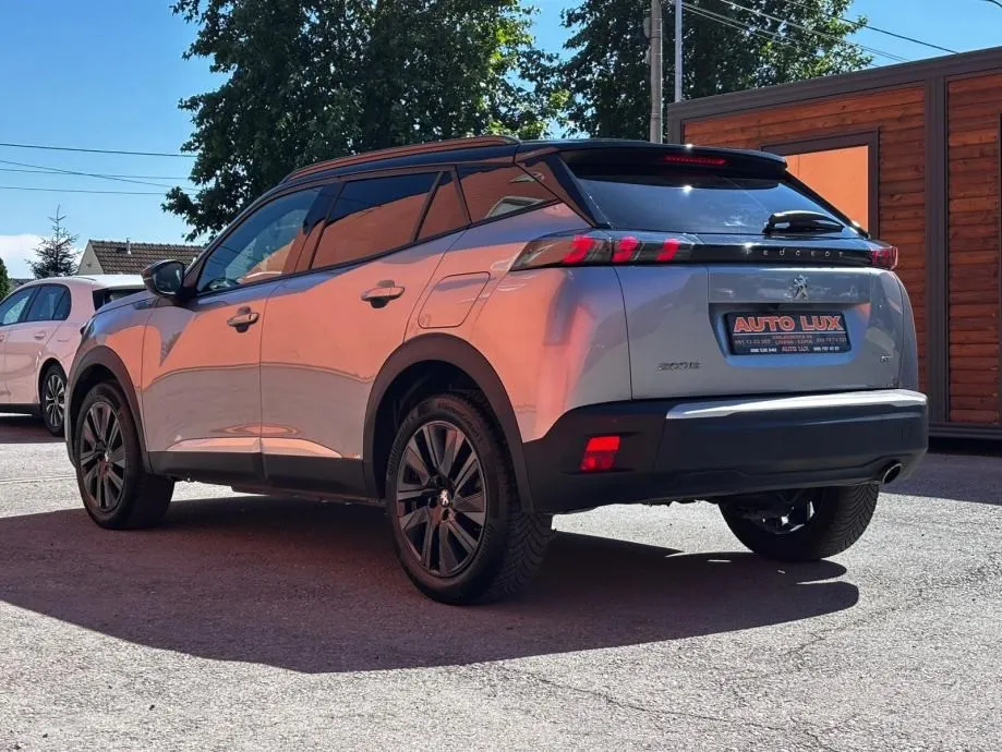 peugeot 2008 1,5 bluehdi automatik •2023•gt line•kam•leasingbezučešća - slika 4