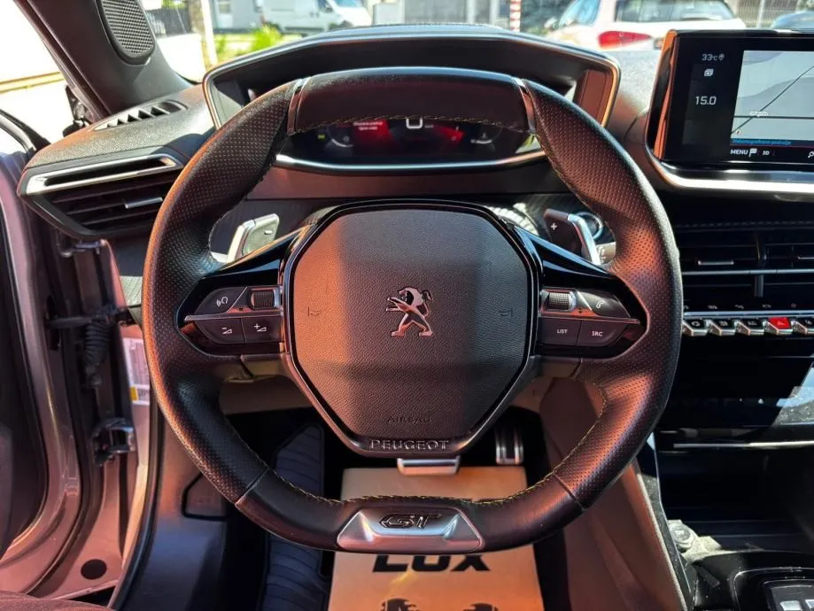 peugeot 2008 1,5 bluehdi automatik •2023•gt line•kam•leasingbezučešća - slika 10