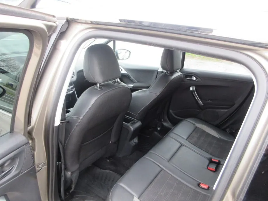 peugeot 2008 1,6 e-hdi,100ks,allure,hr auto,led,park.senzo,toop,. - slika 11