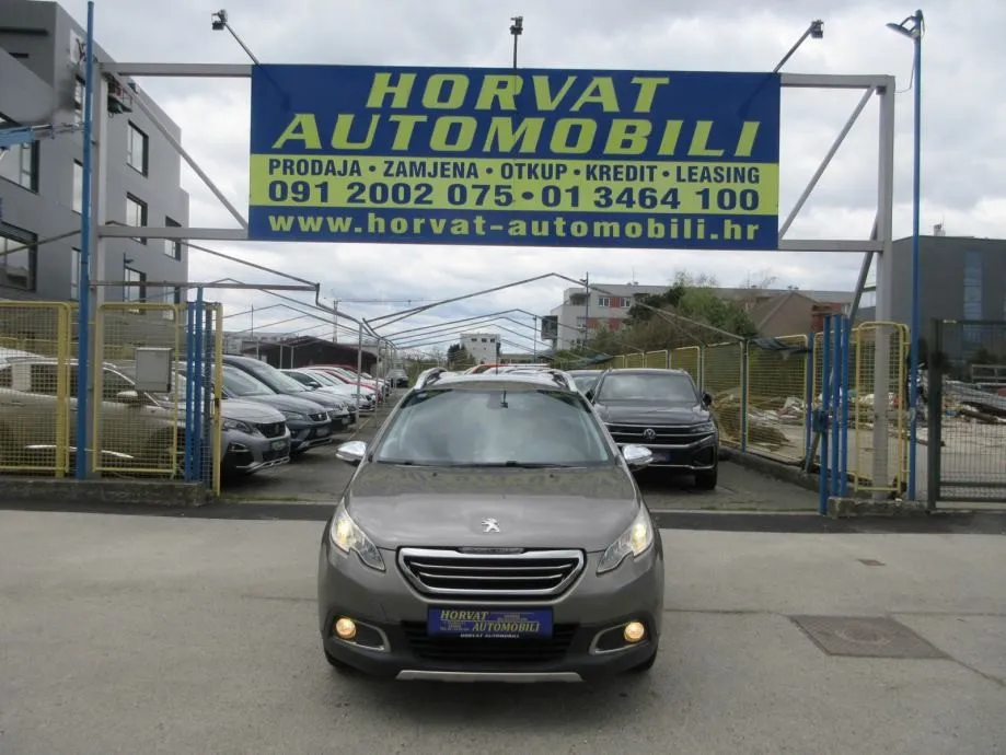 peugeot 2008 1,6 e-hdi,100ks,allure,hr auto,led,park.senzo,toop,. - slika 2