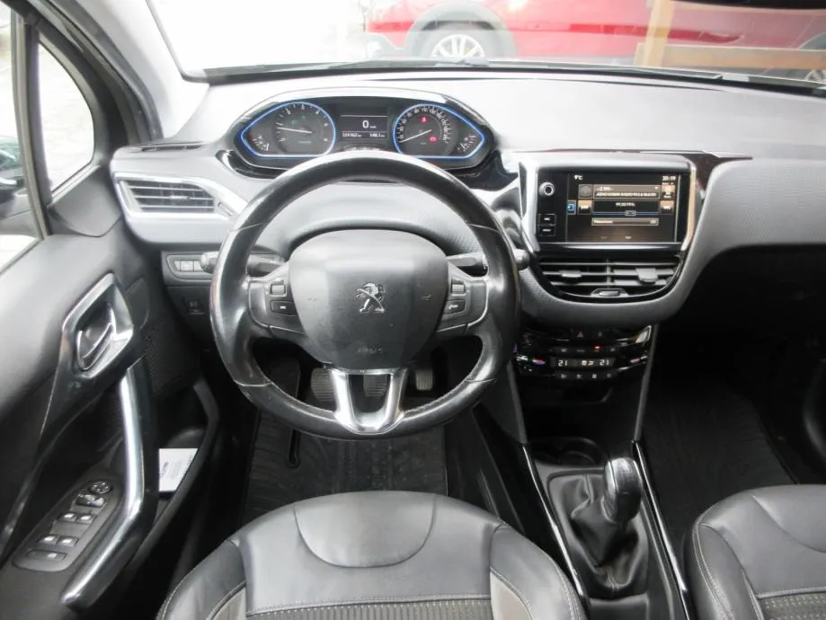 peugeot 2008 1,6 e-hdi,100ks,allure,hr auto,led,park.senzo,toop,. - slika 7