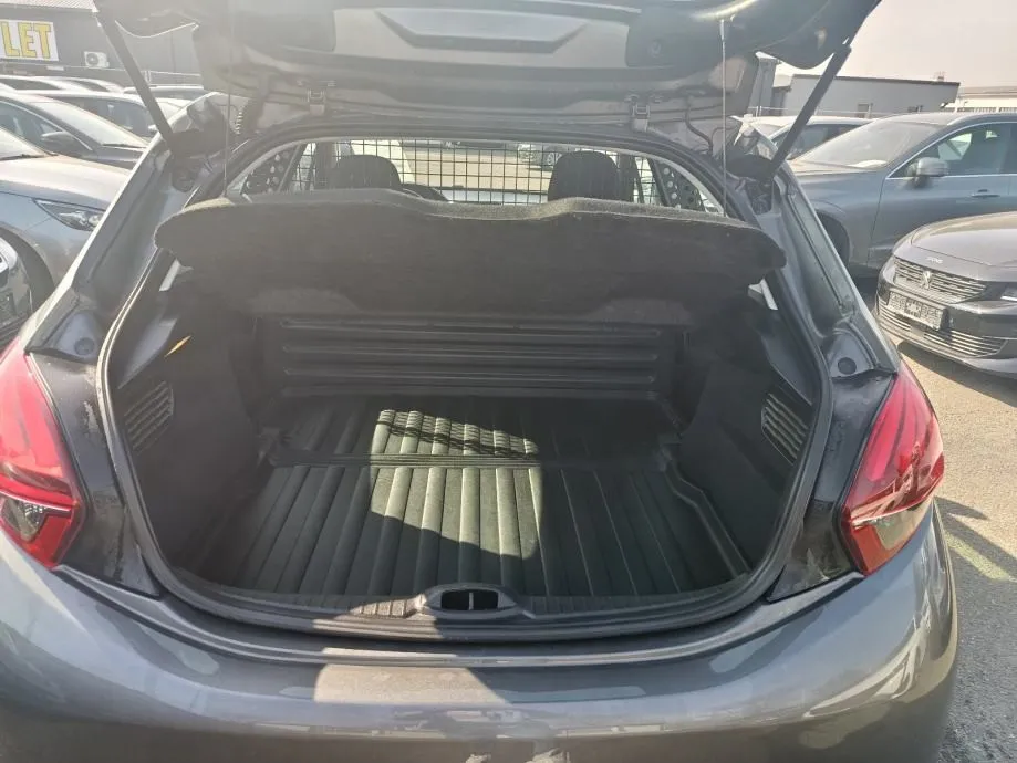 peugeot 208 1,5 bluehdi,n1,do2god jamstva,vozilo u sustavu pdv-a, 2020 - slika 7