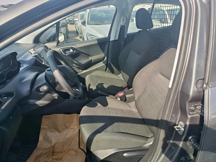 peugeot 208 1,5 bluehdi,n1,do2god jamstva,vozilo u sustavu pdv-a, 2020 - slika 9