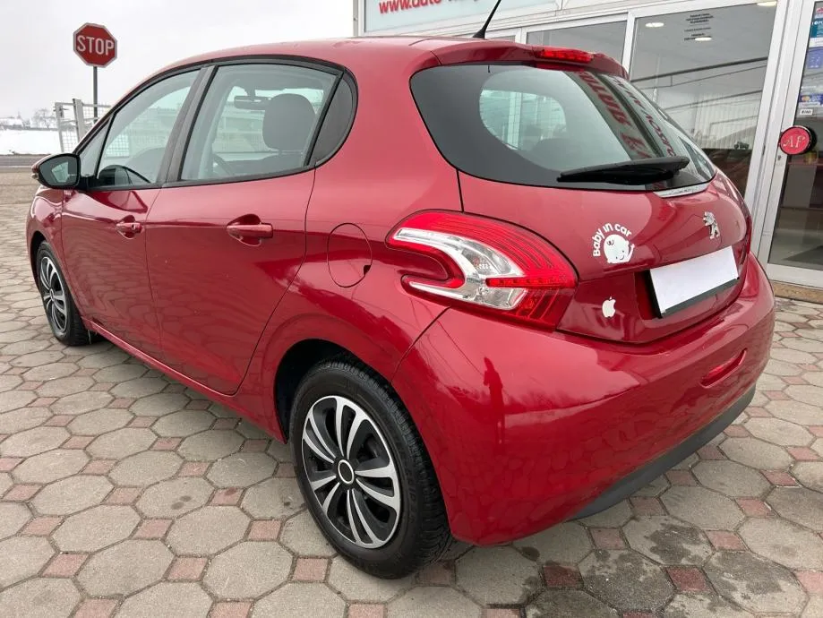 peugeot 208 1,4 hdi 2013., hr vozilo, klima, 5-vrata... - slika 5