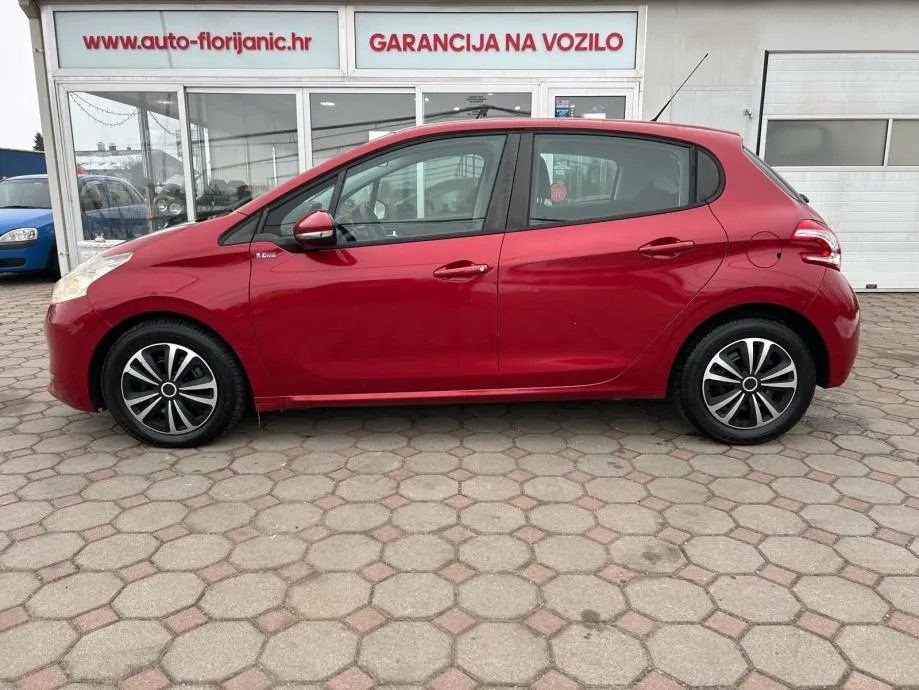 peugeot 208 1,4 hdi 2013., hr vozilo, klima, 5-vrata... - slika 4
