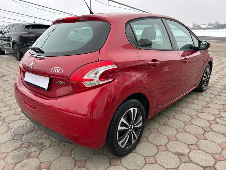 peugeot 208 1,4 hdi 2013., hr vozilo, klima, 5-vrata... - slika 7