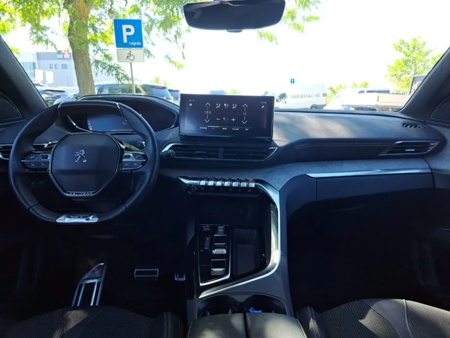 peugeot 3008 gt puretech 130 eat8 - slika 10