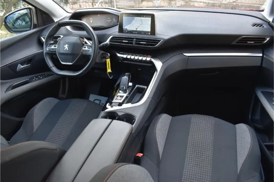 peugeot 3008 1.5 bluehdi automatik -f1,dab,lane assist -active - slika 12