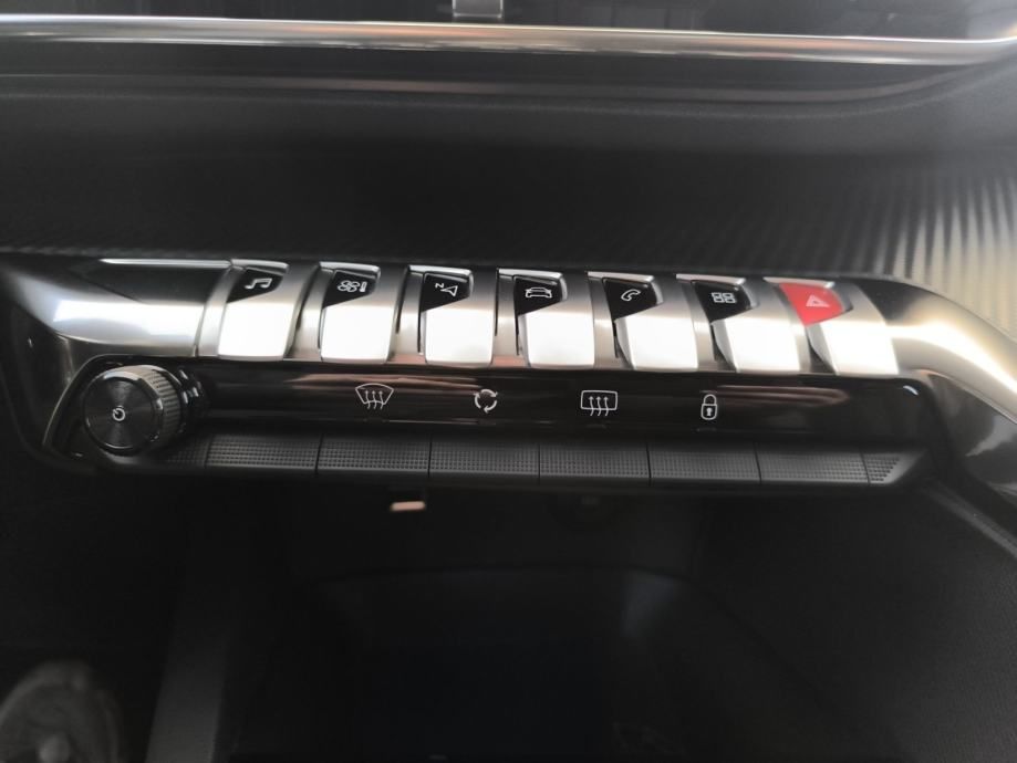 peugeot 3008 1,5 bluehdi automatik active business - slika 11