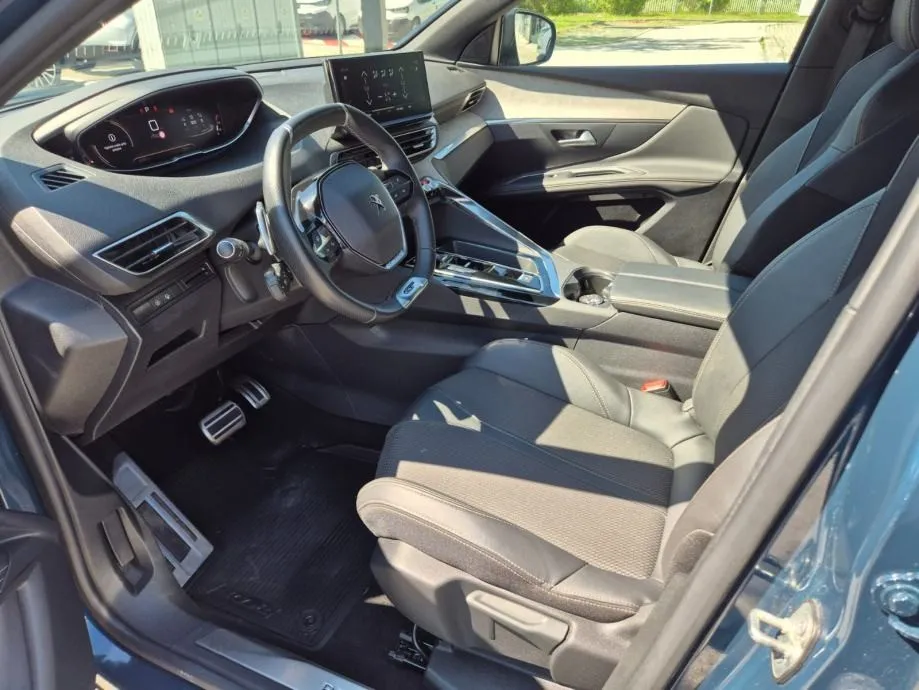 peugeot 3008 gt puretech 130 eat8 - slika 9