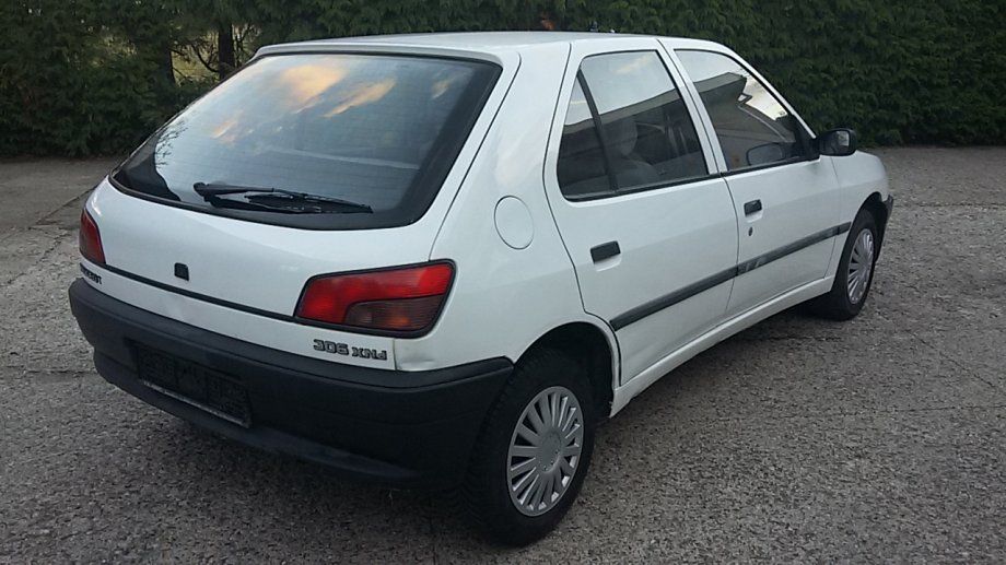 peugeot 306 1.9 diesel kartice american diners eur - slika 6