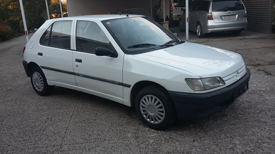 peugeot 306 1.9 diesel kartice american diners eur - slika 7