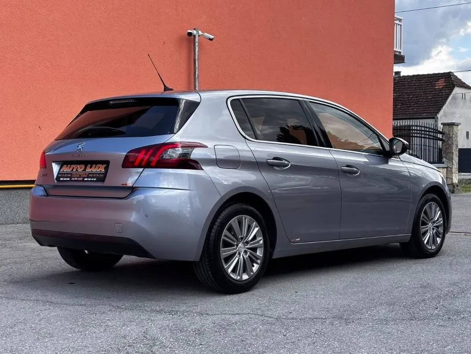 peugeot 308 1,2 puretech automatik •2020•automatik•leasingbezučešća• - slika 6