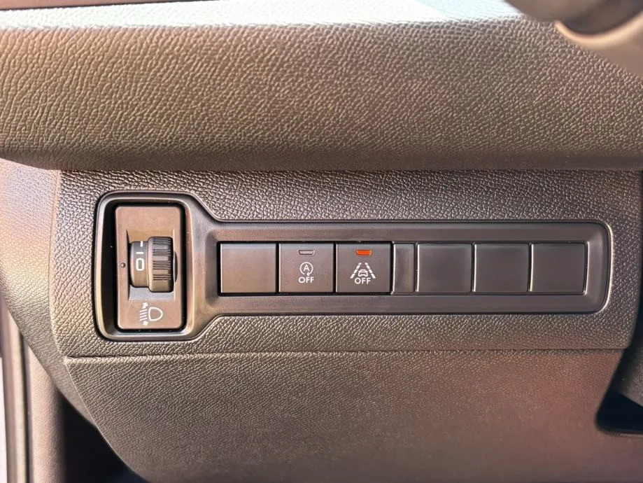peugeot 308 1,2 puretech automatik •2020•automatik•leasingbezučešća• - slika 13