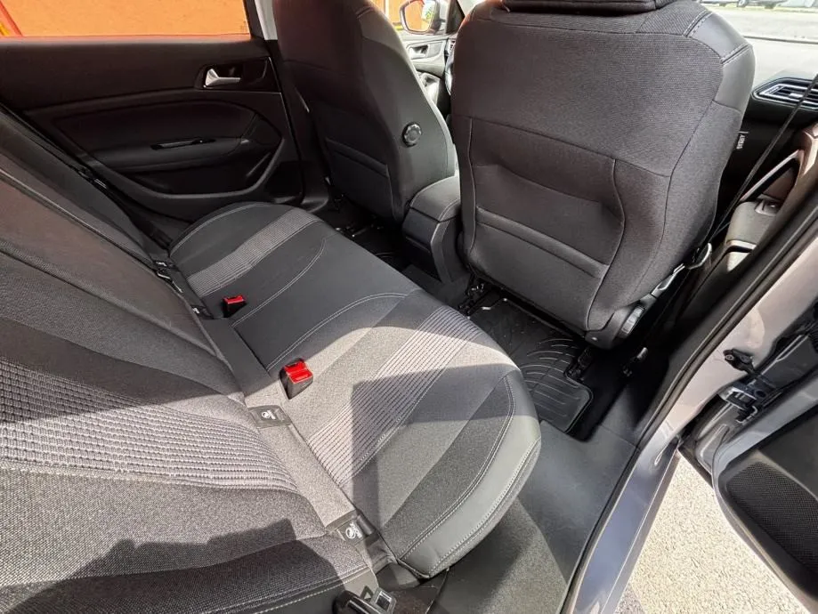 peugeot 308 1,2 puretech automatik •2020•automatik•leasingbezučešća• - slika 20