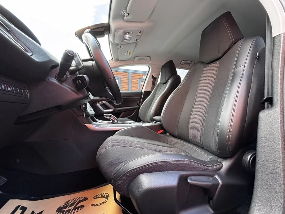 peugeot 308 1,2 puretech automatik •2020•automatik•leasingbezučešća• - slika 17