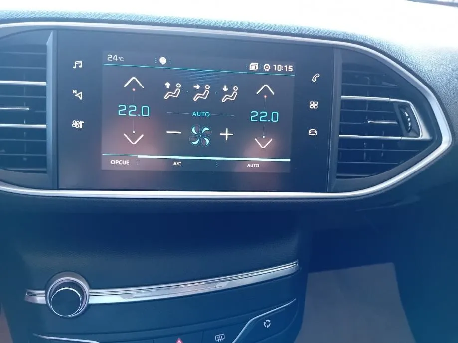 peugeot 308 1,5 blue hdi. jamstvo. leasing - slika 12