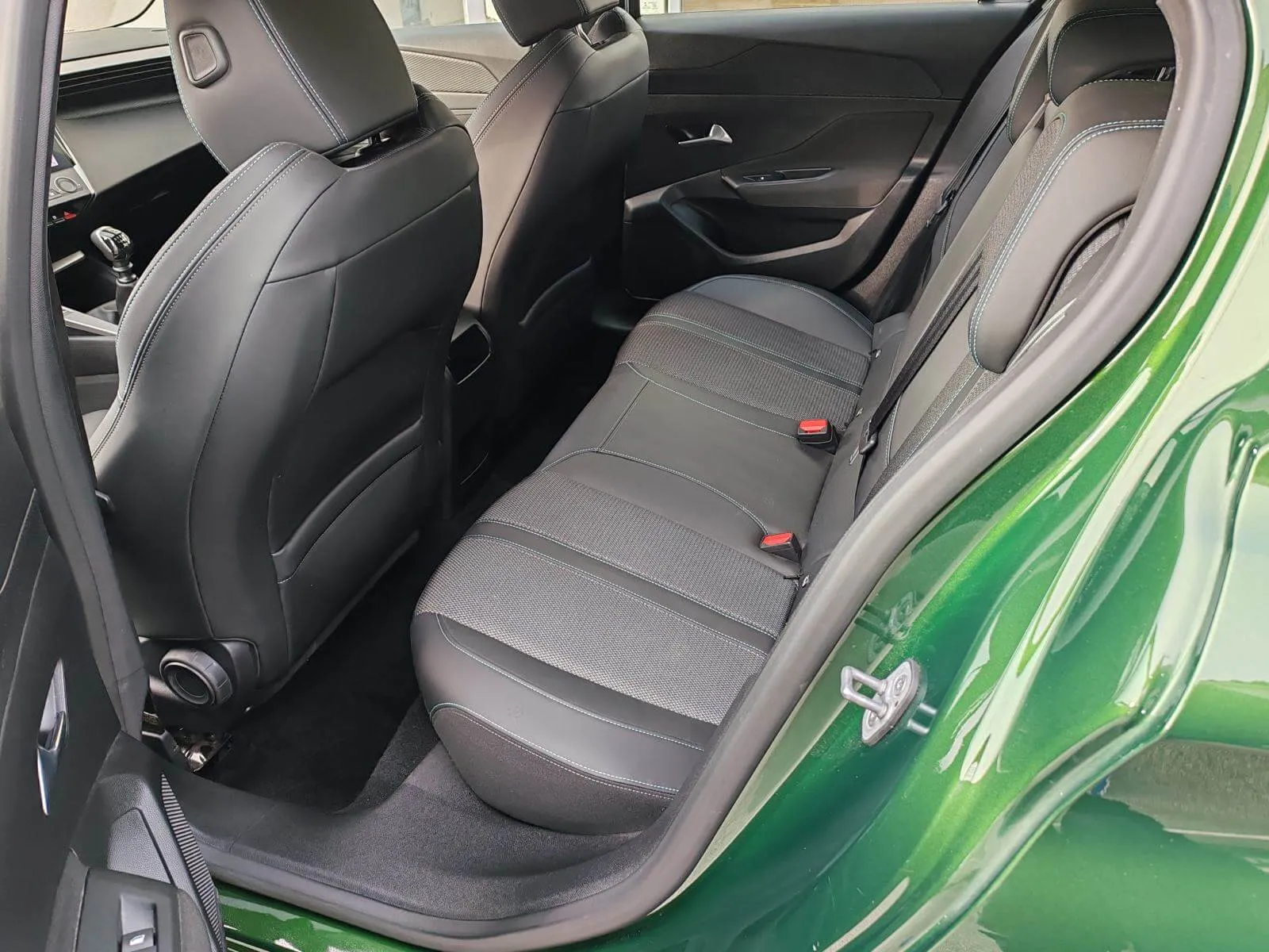 peugeot 308 1,2 - slika 9