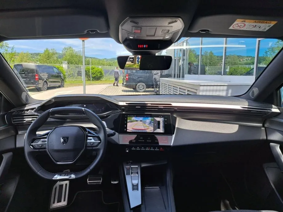 peugeot 408 gt hybrid 145 e-dcs6 - slika 9