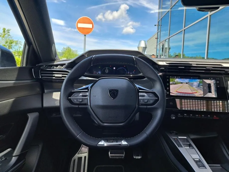 peugeot 408 gt hybrid 145 e-dcs6 - slika 10