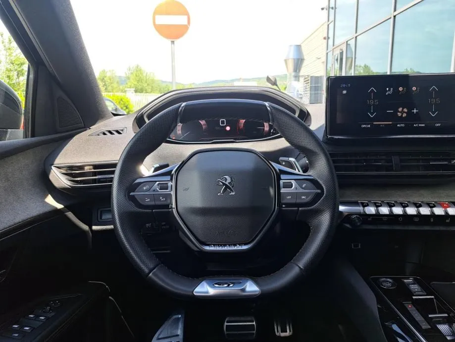peugeot 5008 gt puretech 130 eat8 ***7 sjedala*** - slika 10