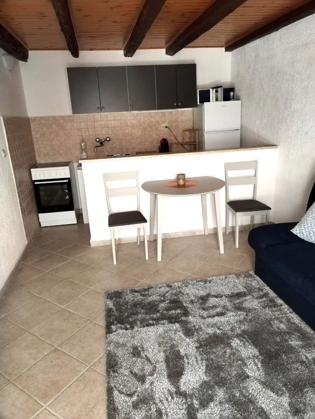 poreč okolica - kamena kuća sa 2 stana na prodaji (prodaja) - slika 11
