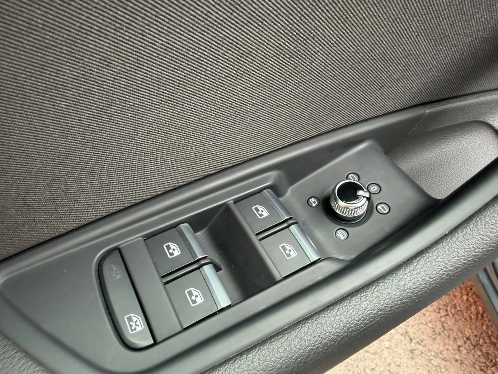 audi a4 avant 2.0 tdi automatik •2024•virtual•quattro•leasingbezučešća - slika 14