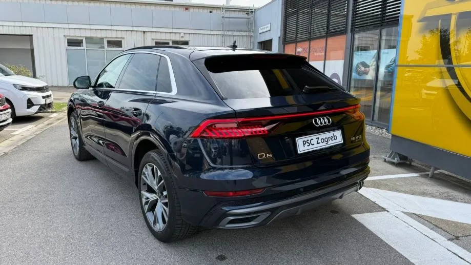 audi q8 55 3.0 v6 tfsi tiptronic quattro s-line 250kw - slika 8