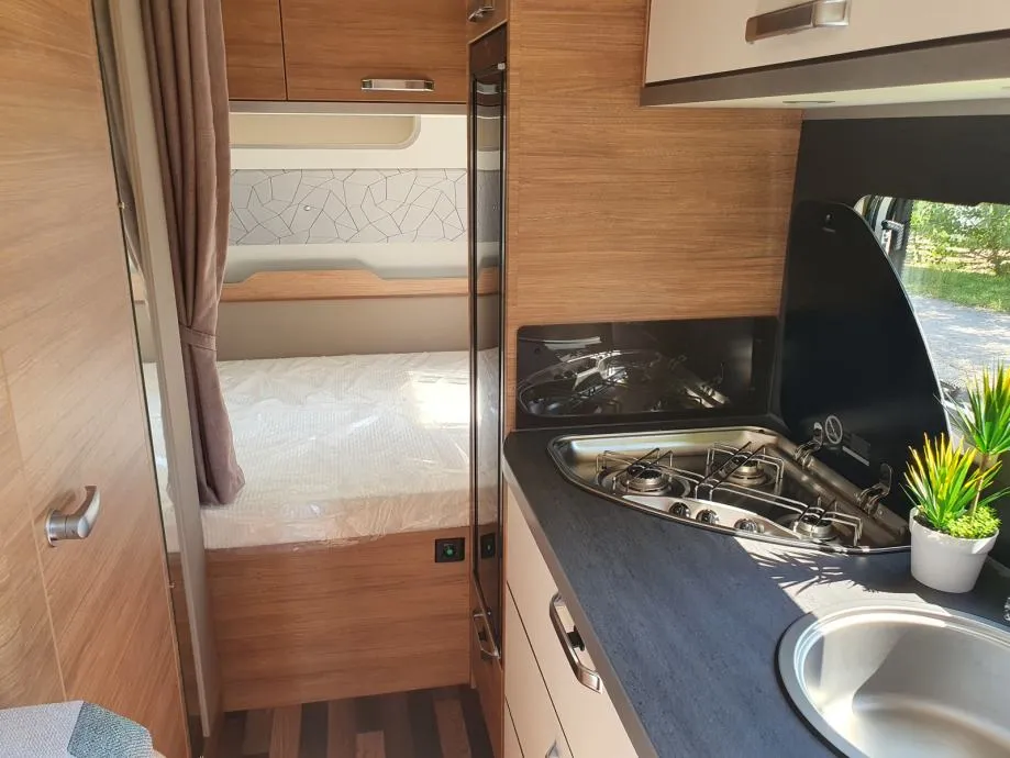 nova kamp prikolica weinsberg caraone 420qd - "tvorničko jamstvo" - slika 27