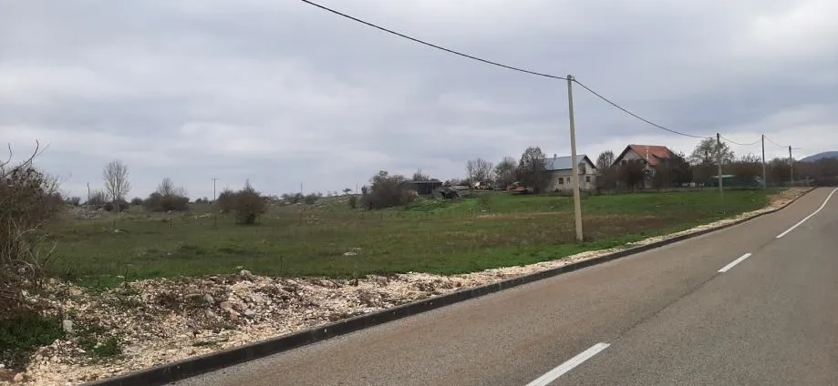 građevinsko zemljište, lovinac, 4460 m2, moguća kupnja manjih parcela - slika 8