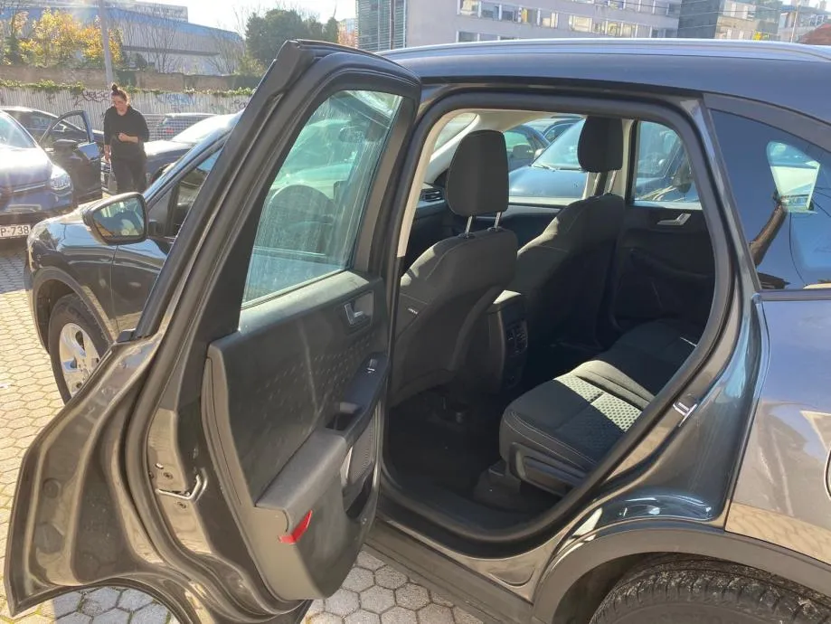 ford kuga 1,5 ecoblue automatik 4xgarancije - slika 24