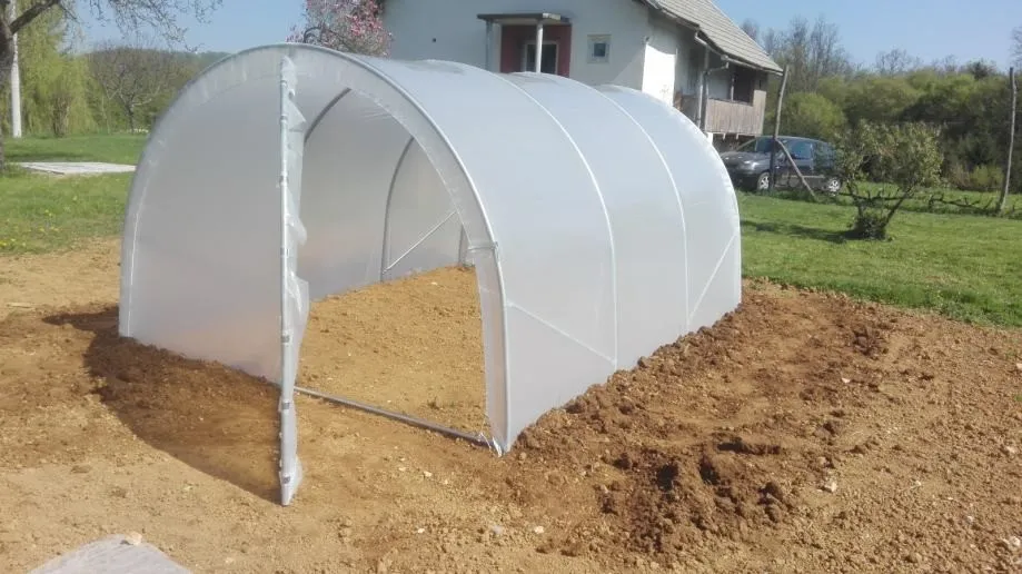plastenik tunel - 3,0 do 3,5 m širine - slika 10