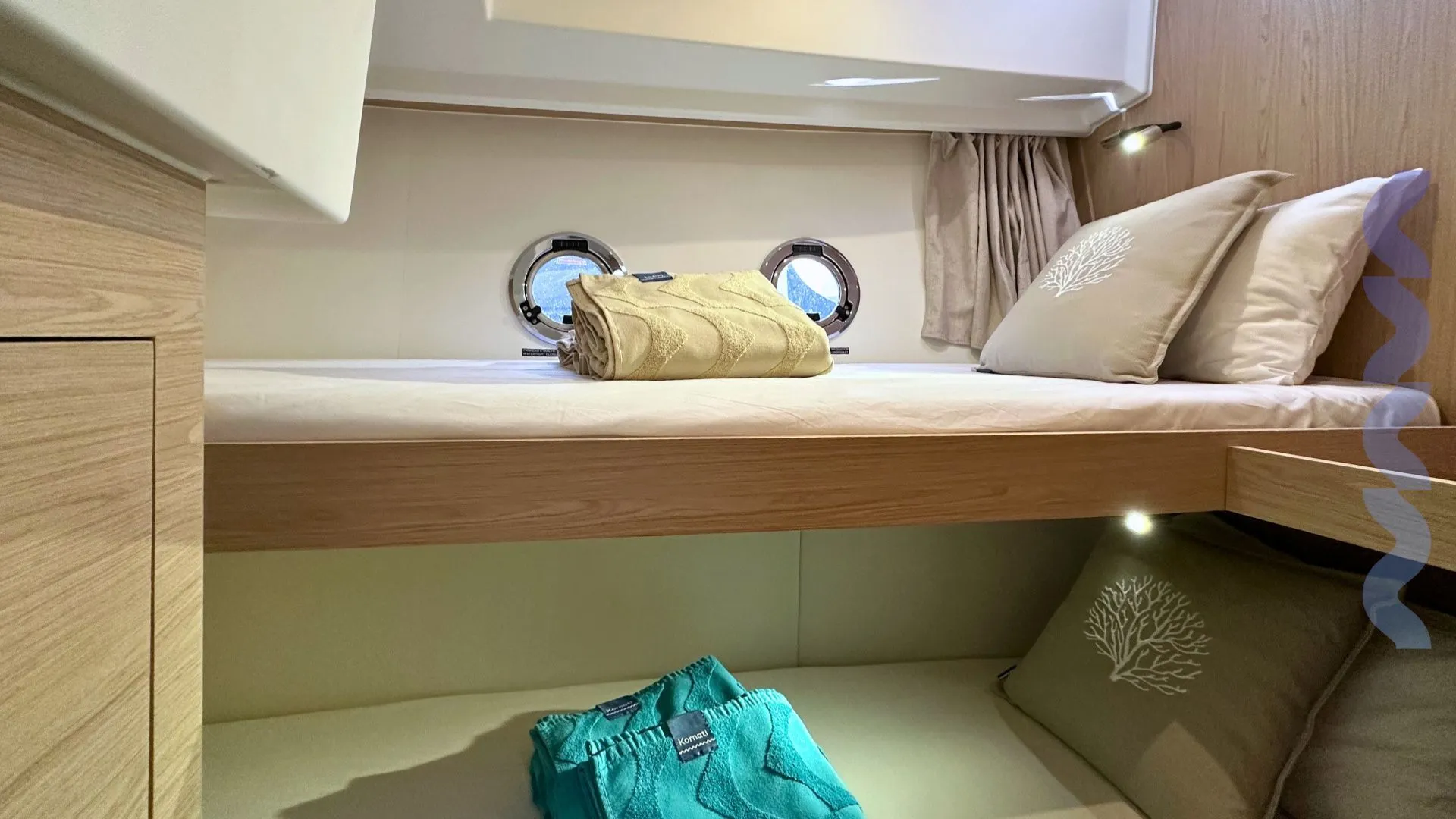 swift trawler 37 - premijera 2026 - slika 23