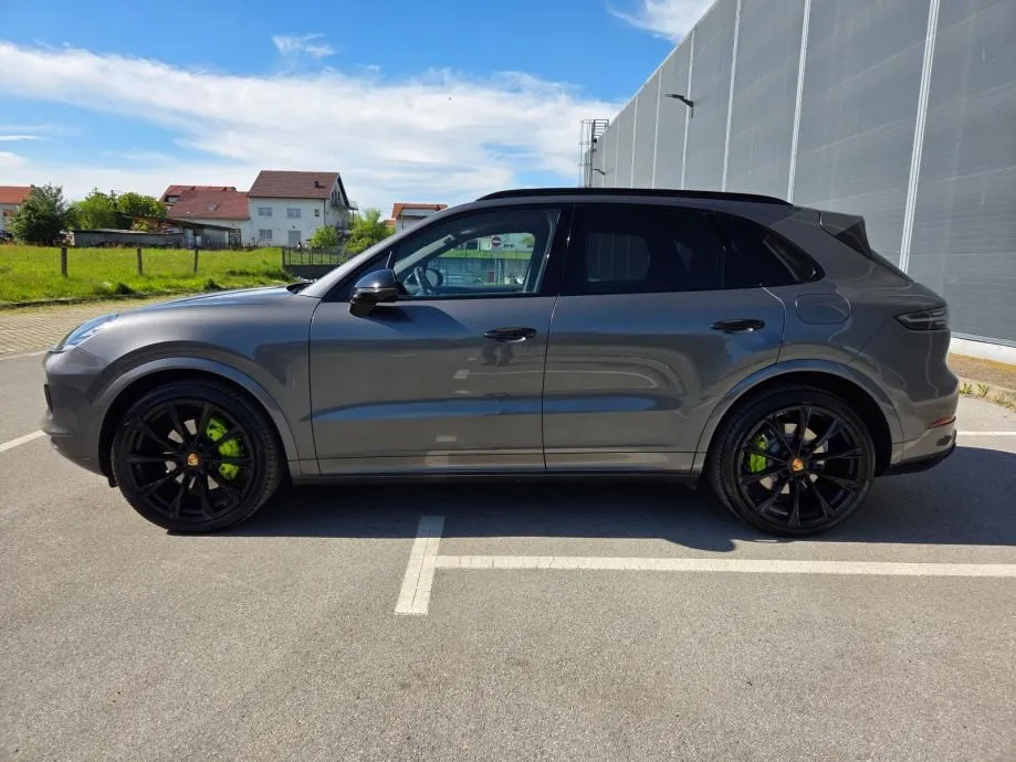 porsche cayenne e-hybrid, pano, 360, zračni, karbon, 22", pdv, reg. - slika 8
