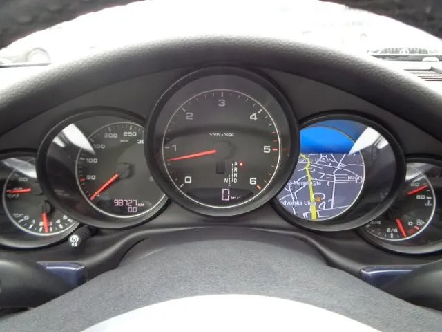 porsche panamera 3,0 tdi edit bose/koža/navi/led/kam/zr.ov./šib/g+h sj - slika 8