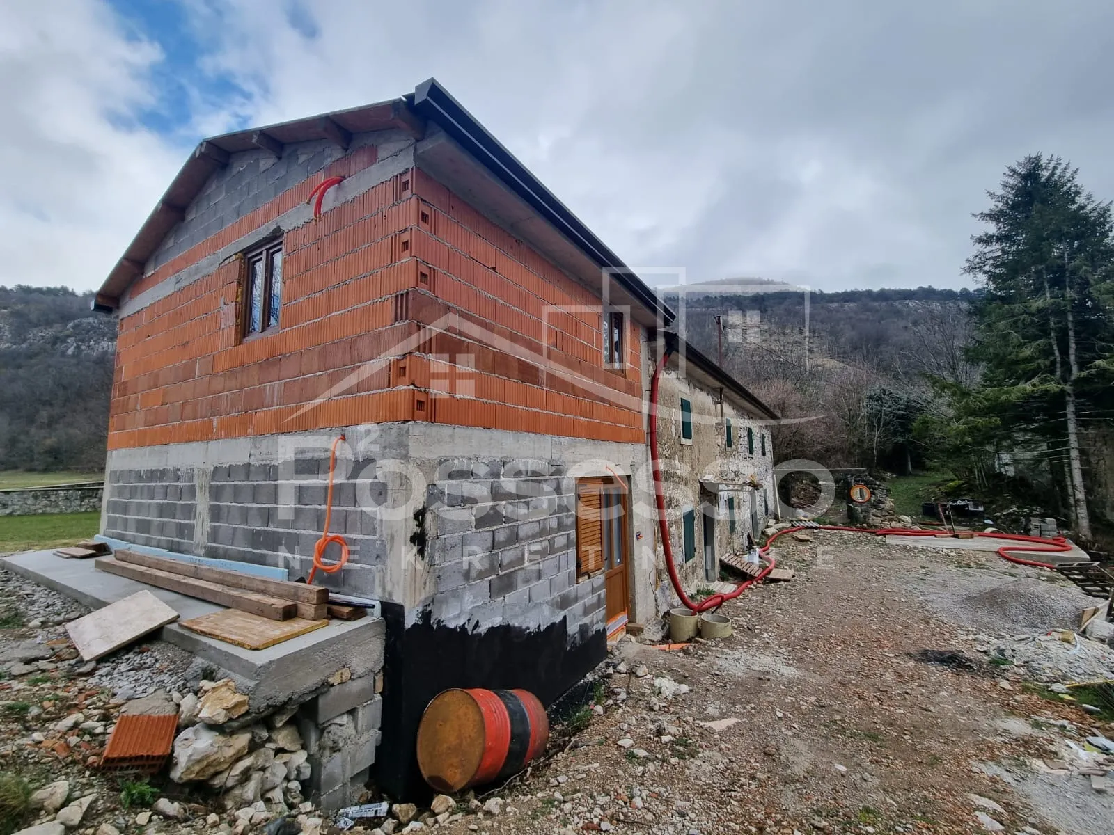 kuća prodaja buzet 232 m2 - slika 7