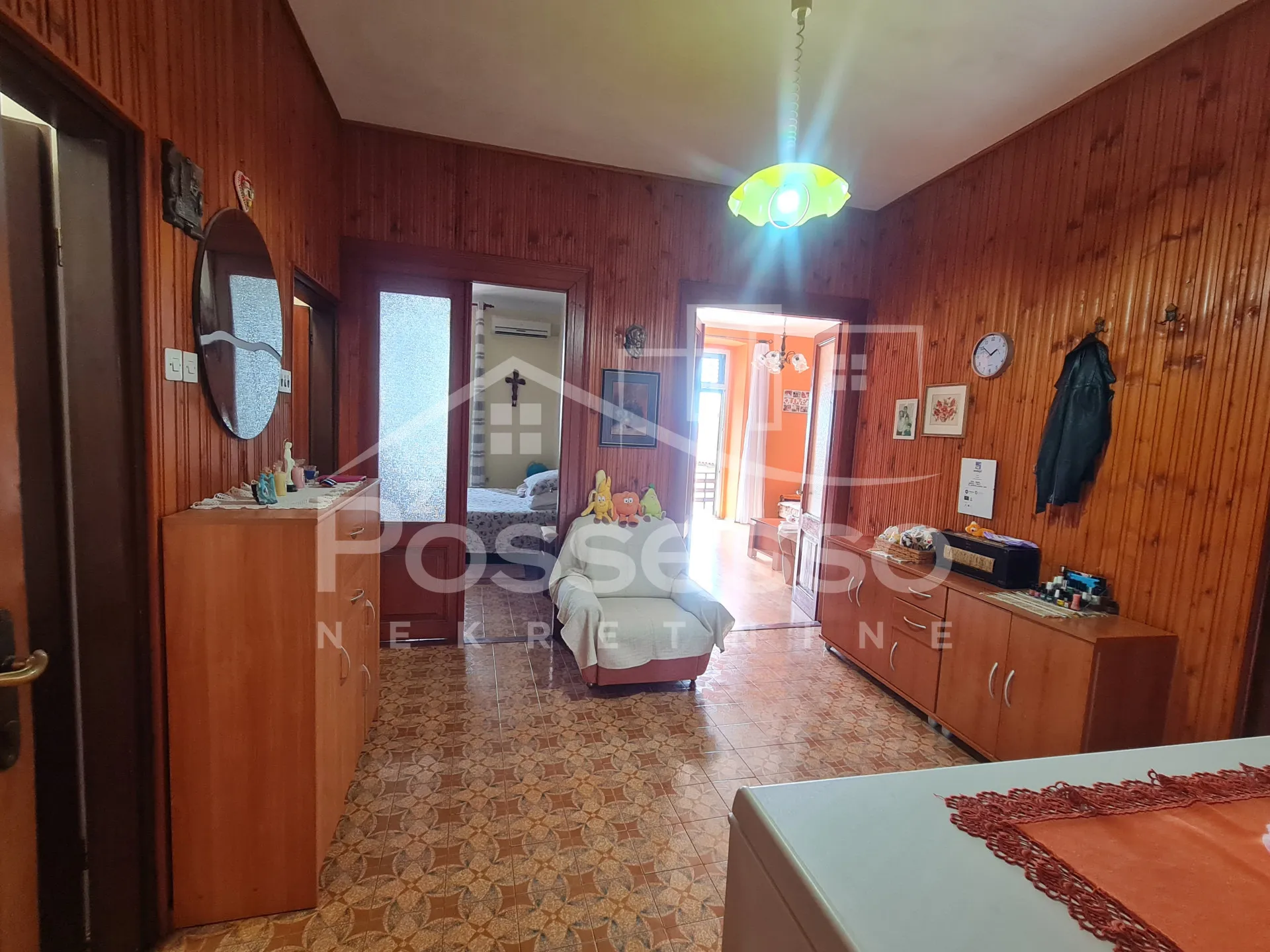 kuća prodaja buje 200 m2 - slika 9