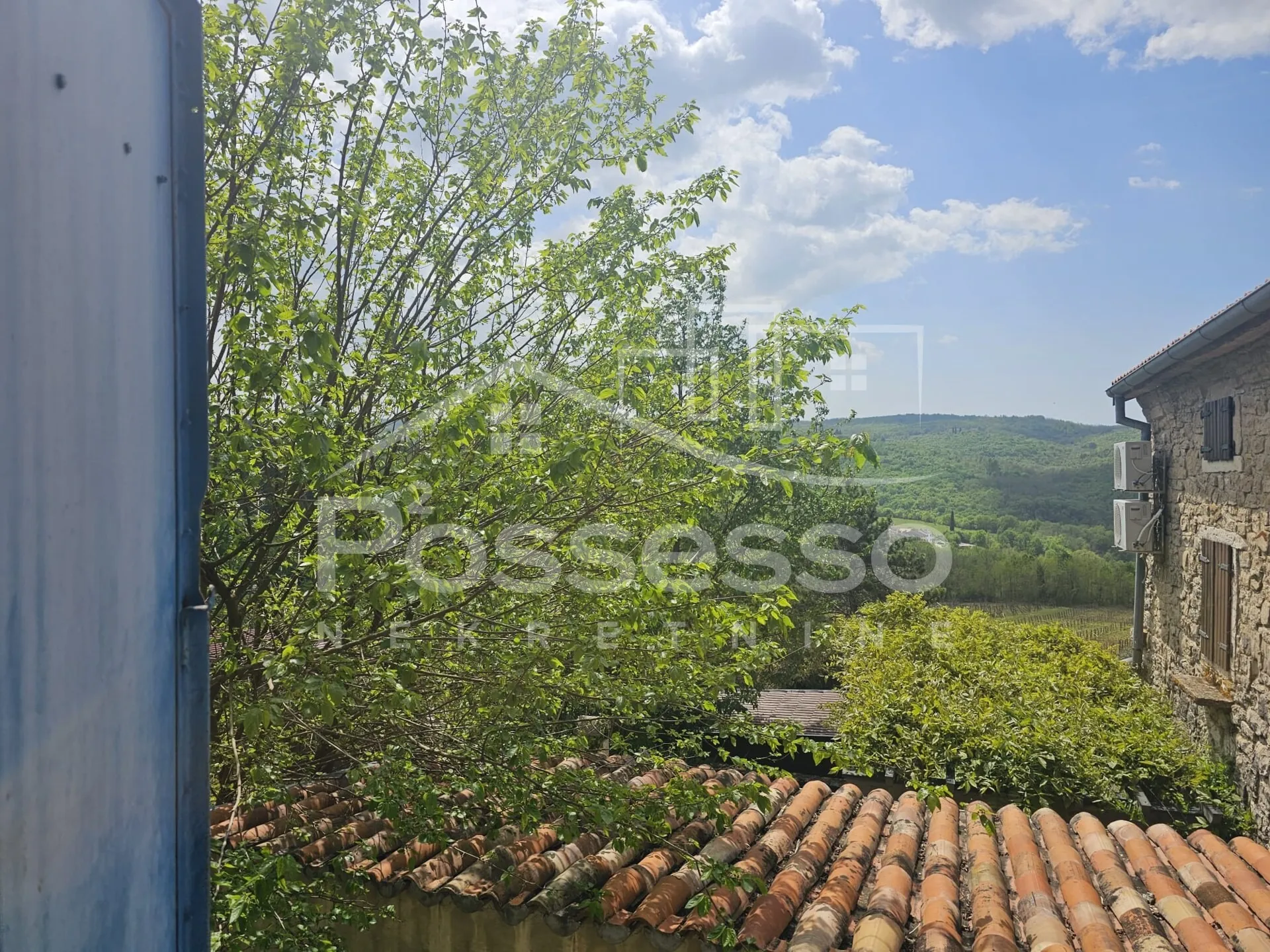 kuća prodaja motovun 280 m2 - slika 16