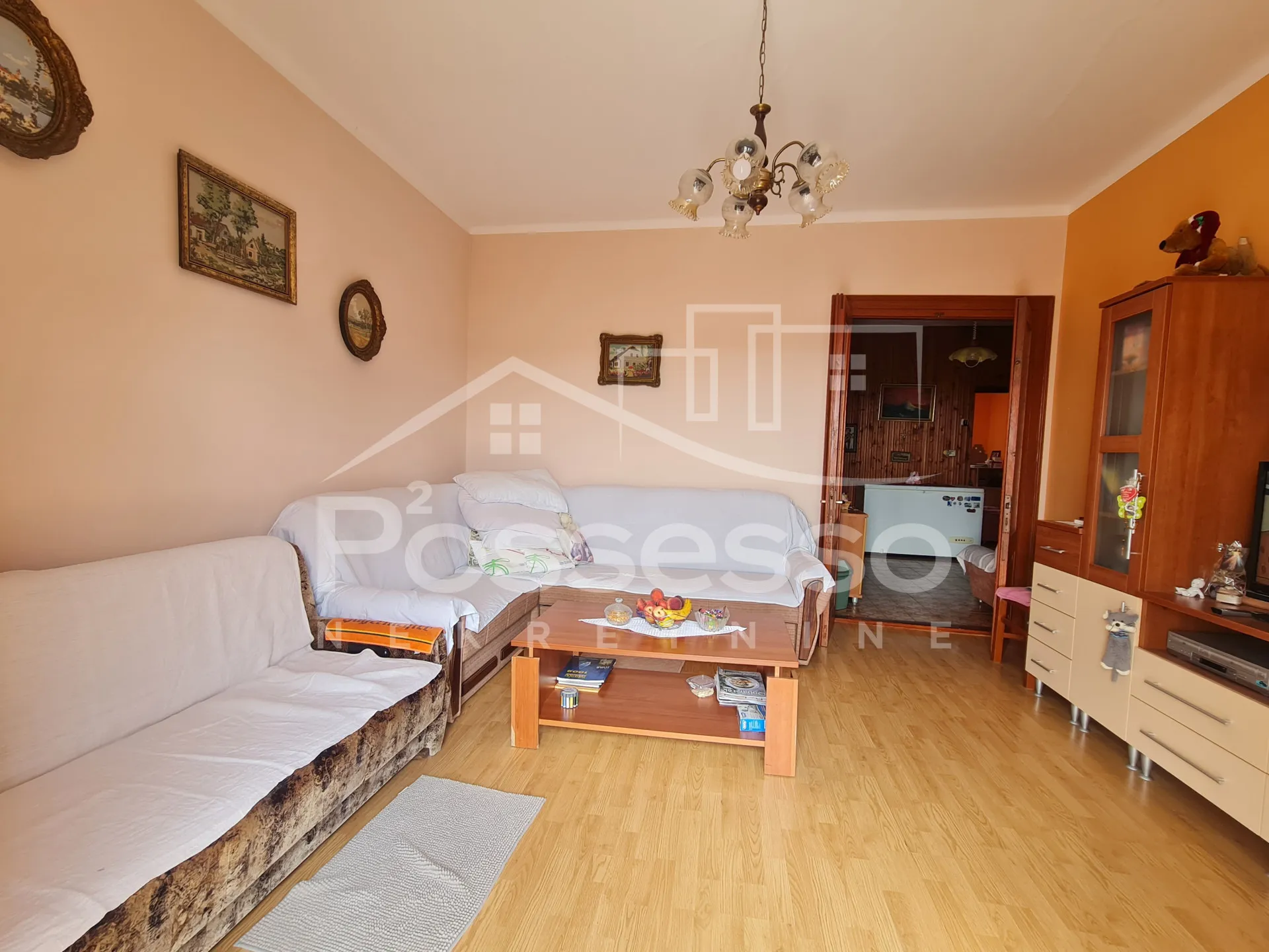 kuća prodaja buje 200 m2 - slika 8