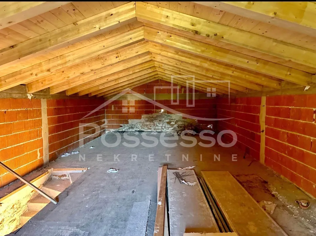 kuća prodaja kanfanar 85 m2 - slika 11