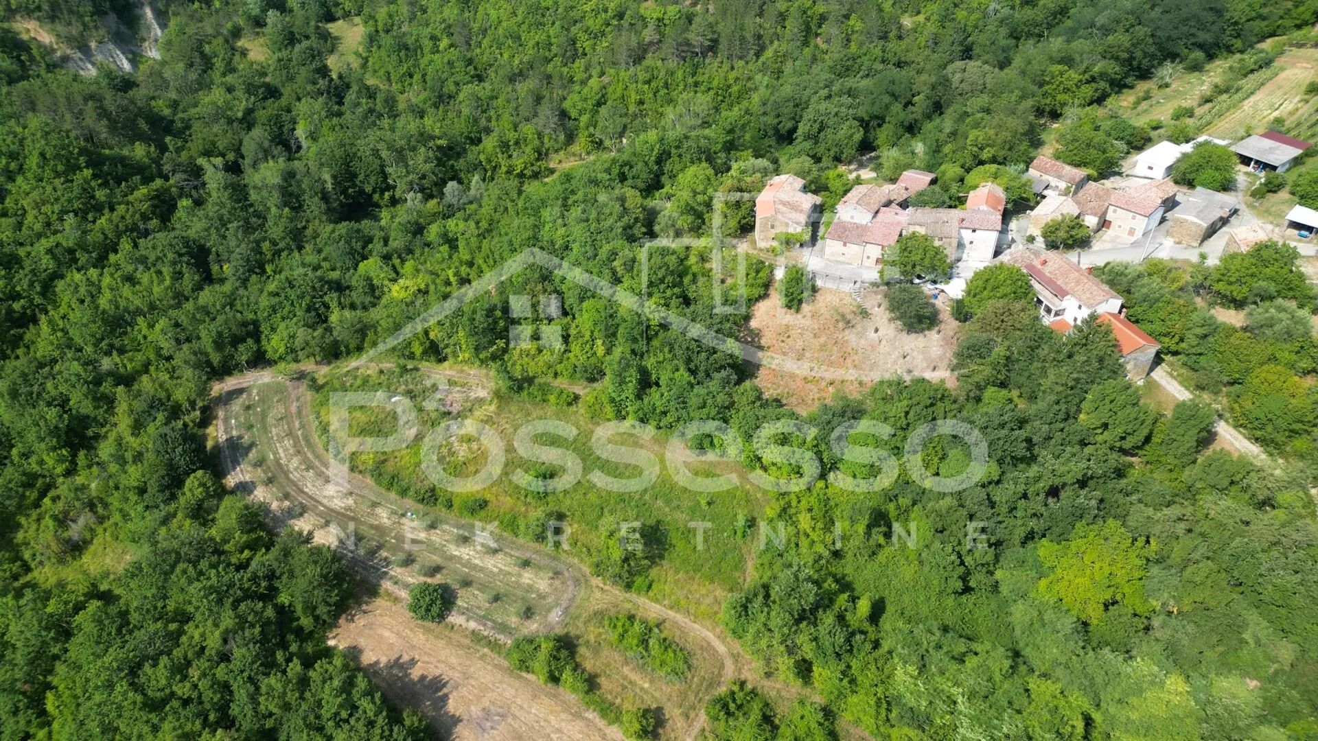 zemljište prodaja vrh 2121 m2 - slika 2